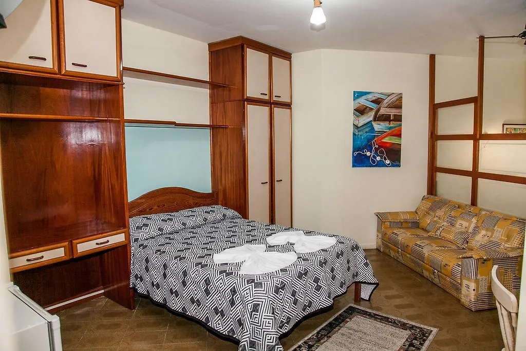 Residencial Ilha Dourada Hotel Governador Celso Ramos Inn